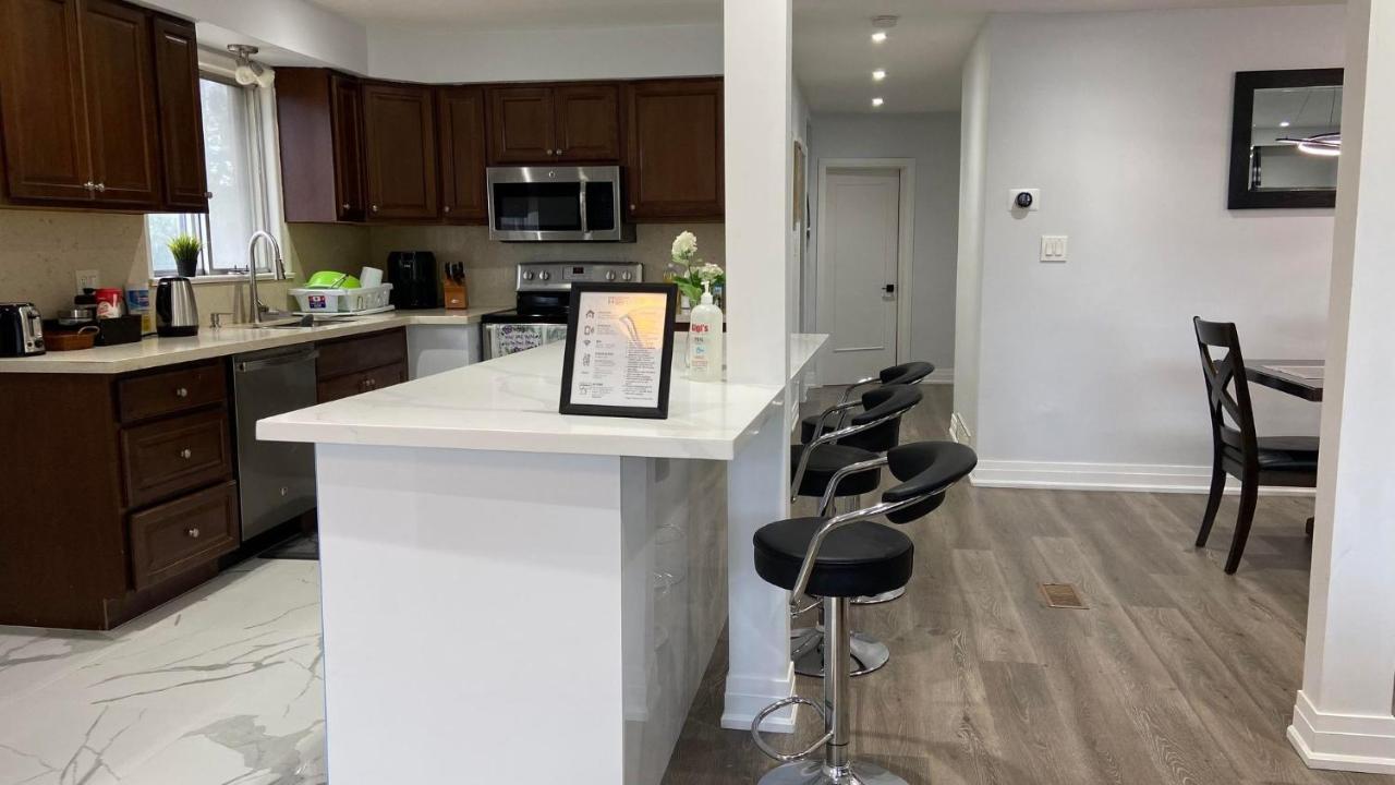 Spectacular 3 Bedroom 2 Wr House - Close To Airport Toronto Zewnętrze zdjęcie