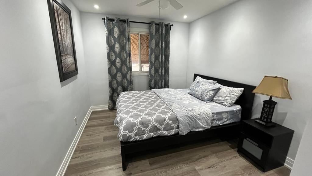 Spectacular 3 Bedroom 2 Wr House - Close To Airport Toronto Zewnętrze zdjęcie